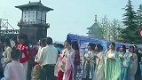 网友路遇满大街的汉服女子