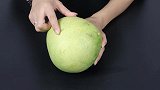 买柚子时，用这4个方法来挑选，水果贩以为你是内行，绝不敢忽悠