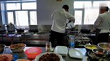 伊元复始，万象更新，中午新年餐，晚上吃酸菜馅饺子，这起点还行