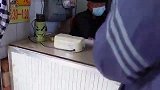 三十年老店，做一碗卤面，地道昆明甜辣味，一大早必须甩一碗