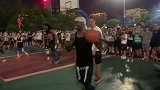 黑人小哥一顿操作猛如虎，一看投篮三不沾！