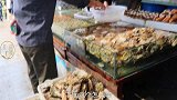 小遥上街买菜买海鲜，满满一桌子都有啥？泥螺生吃你能接受吗？