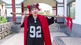 学生上表演课，学渣模仿明星李现，学霸模仿魔童哪吒，太有趣了