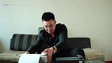 骗子打来电话,小伙交给鹦鹉去接,全程爆笑鹦鹉把骗子给整懵了