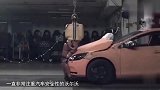 给汽车穿上“防弹衣”再大的冰雹砸下来也不怕