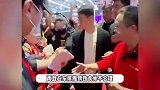 卤鹅哥疯狂投喂周鸿祎风评暴跌，周鸿祎婉拒：别在我身上抹油了