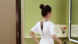 女友在厕所呆这么久，无意看到这一幕，我是错过什么了吗