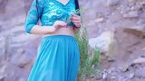 《我的楼兰》美女唱得不错，歌美人美！