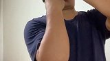 主人表演魔术，金毛看后不淡定了拔腿就跑，结局笑岔气！
