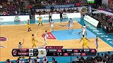 CBA-1617赛季-常规赛-第7轮-一条龙！马布里反击1v2强行上篮打进-花絮