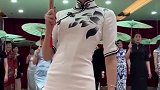 旗袍仪态走姿，这样才很美