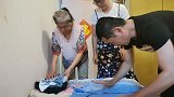 山东6旬保安救起3岁落井男孩后不幸离世 小区居民自发捐款