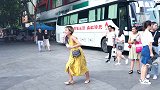 又遇这个可爱的小哥哥，他不会真的爱上我了吧