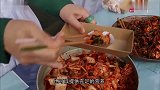 韩国人最爱的美食泡菜做泡菜的工厂里太好玩了你见过吗