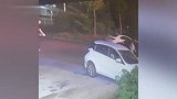 6人开奔驰吃370元逃单，只付50元后分头逃跑，老板最新回应