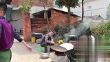 大师摸骨算命道天机,却算不到半路遇袭击