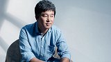 成名后抛妻弃女，二婚却亲手将妻子送入监狱，如今50岁靠走穴为