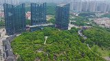 航拍贵阳喀斯特公园，最后的那个房子太舒服了