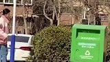 表妹第一次学滑板就已经会玩了