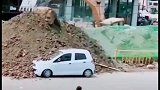 以后车可不能随便乱停