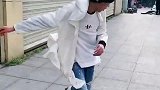小哥哥这技术，路人都看呆了
