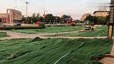 雁南四路这施工速度太快了，大树都被移走，场地平整完毕