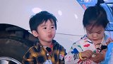 有个会给自己剥蛋壳的小Lucky，戚薇李承铉多幸福