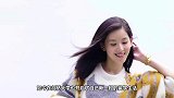 章泽天出席大学晚宴，与人热聊关系好，大学食堂豪华胜过五星酒店