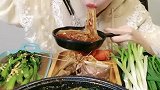 辣椒配土豆粉，这样吃太馋人了