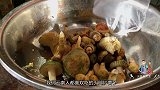 大自然馈赠的野生菌搭配上老火腿，吃一次就念念不忘，味道美极了