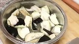 家常菜土豆炖茄子，这几个炖菜技巧很重要，好吃下饭更解馋，真香