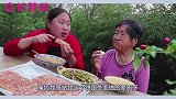 奶奶帮胖妹新家装修忙前忙后，胖妹请奶奶吃家常便饭，奶奶：吃亏