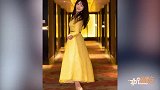 48岁杨钰莹晒近照迎新年 一袭黄色礼裙优雅迷人