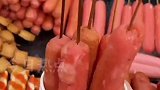 街边2块钱一根的烤肠，里面究竟是什么肉
