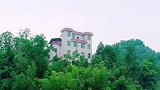 湖南一山顶居然空投了一套四层小洋楼