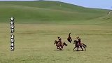 新疆伊犁牧民骑马花式绕杠，飞旋在马背上的民族