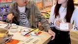 第一次和相亲对象吃饭，吃得好好的，她为什么突然生气走了呢？