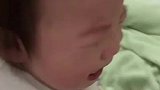 宝宝为了喝奶茶绞尽脑汁，演技太好了