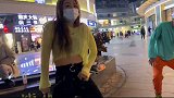 光是遇见，就已是上上签武汉环卫工与熊猫齐跳甩胯舞  湖北谢谢你  巨型熊猫惊现湖北闹市  华晨宇