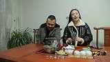 田已荒地已老长得满地都是草，对出下联就借钱，小伙的回答真逗