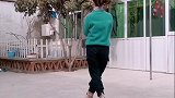 跳一个帮我妈做饭去了