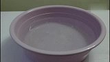 想马上喝到凉开水？只要在水里加点它，再烫的水都能快速降温
