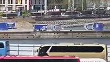 连京大战场外实拍：3000+国安球迷组团抵达梭鱼湾