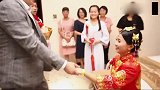 广东大哥接二婚，新娘是网上谈的，小孩都一岁了，一家三口好幸福