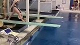 生死一瞬间，大家说运动员这跳水技术是好还是不好呢？