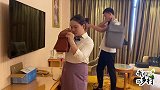 媳妇做了一个卷发造型，既漂亮又有气质，老公对媳妇连声赞美