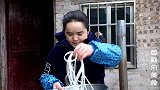 苗大姐出奇招剁辣椒炒粉，手忙脚乱急死人，吃粉有人抢似的