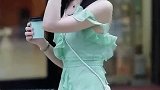 杭州街上的小妹妹美如画
