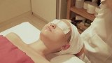韩国美女的脸部保养服务