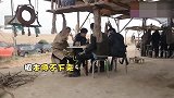 沙海吴磊不愧是吃货，看到美食吃得根本停不下来。偶像包袱呢